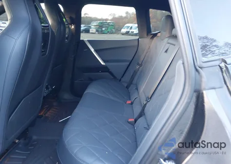 2024 BMW Ix xDrive50 z USA, uszkodzony, nr VIN WB523CF04RCP26802